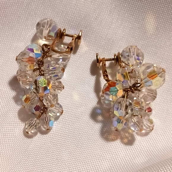 Auora Borealis PAT 24005 Twist Back Earrings - Picture 3 of 5